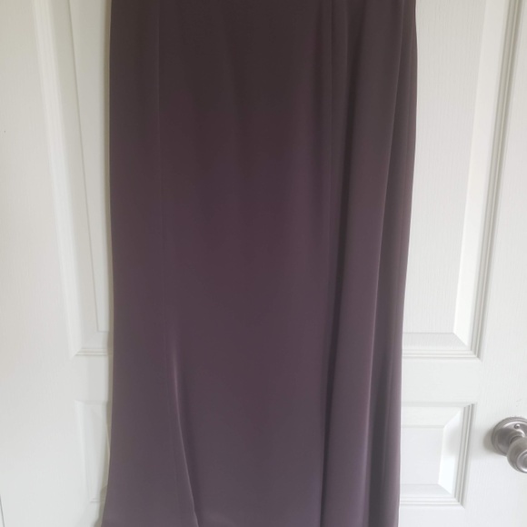 Mother of the Groom Dress and Shoes to Match! - Picture 10 of 16